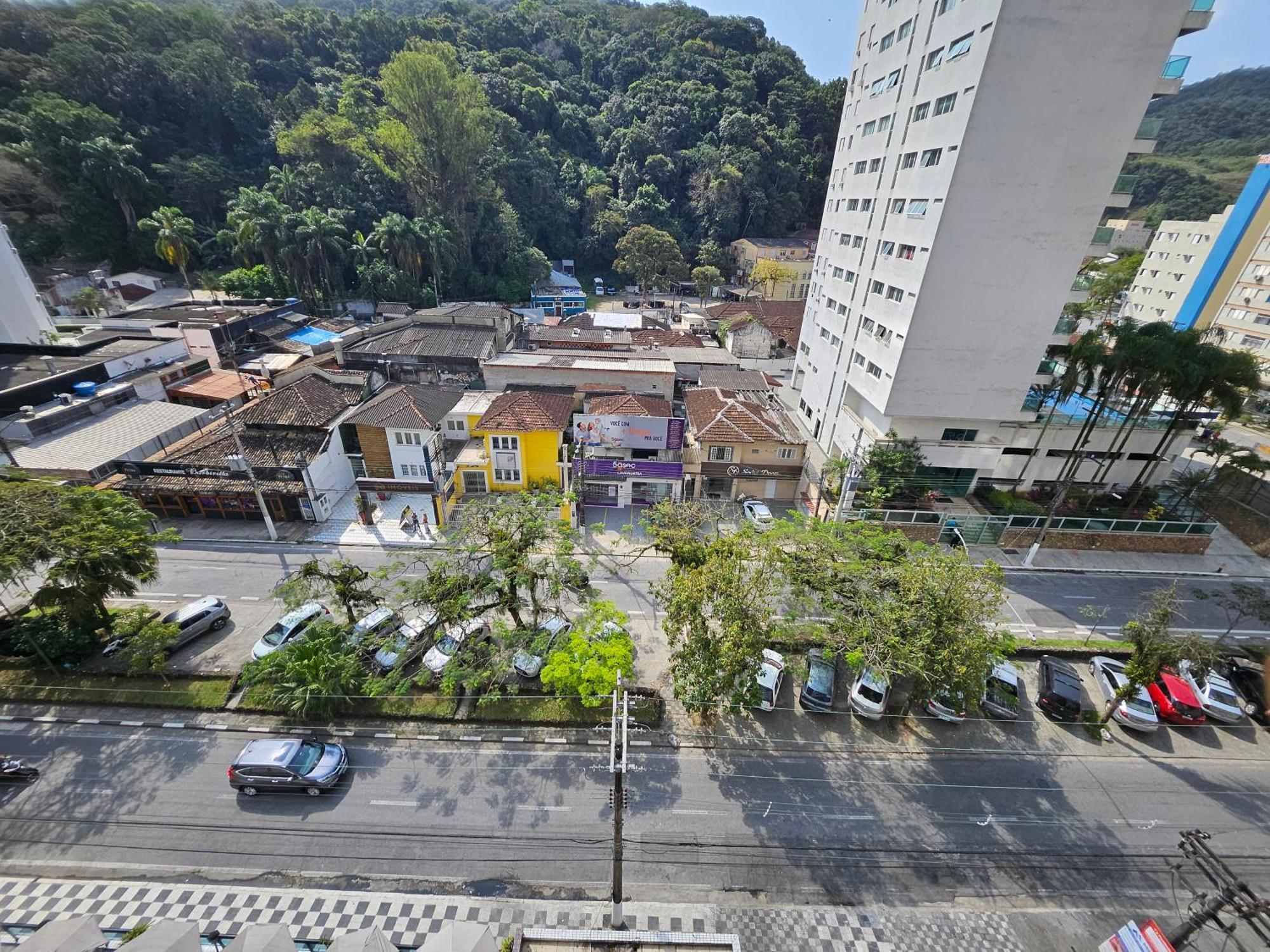 Capitania Varam: Beachfront With Pool And Bbq * Guarujá