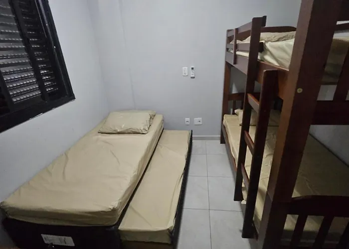 Apto Churrasqueira, Capitania Varam, Pitangueiras, Piscina, 100 M Da Praia, 2 Dormitorios, 2 Vagas De Garagem